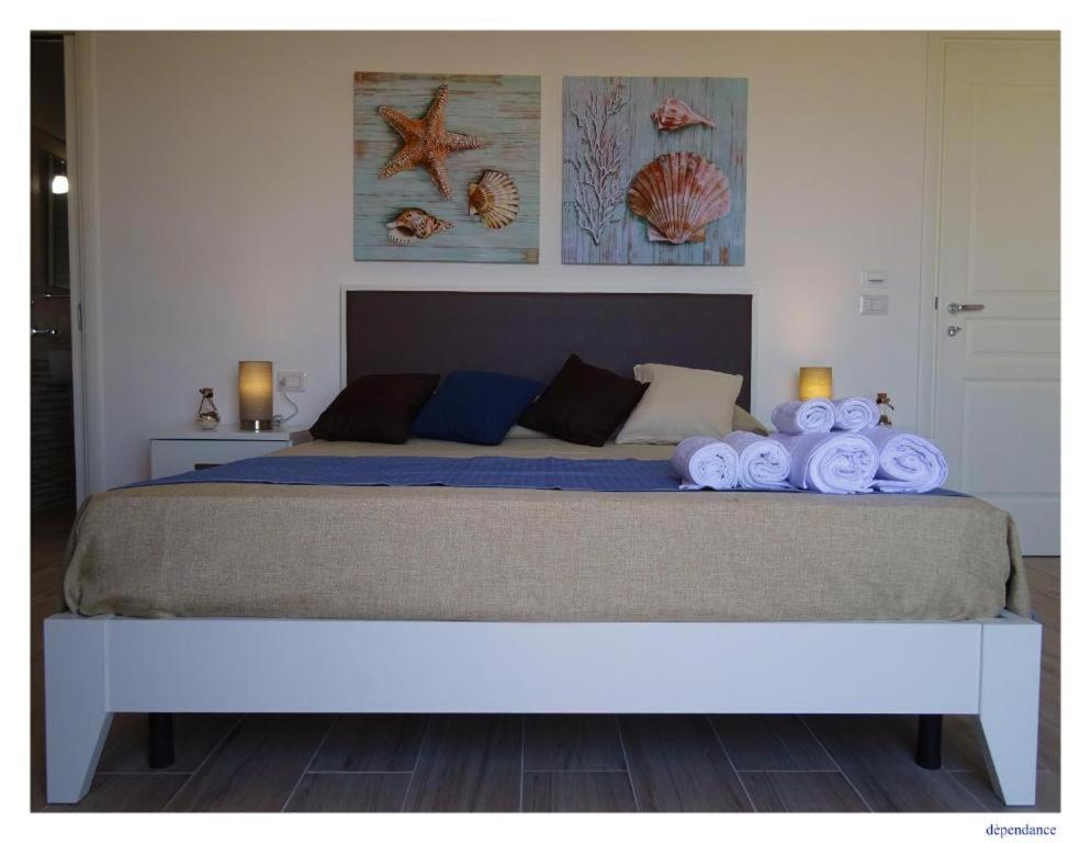 Faro Bianco Gallipoli - Suites & Apartments Extérieur photo