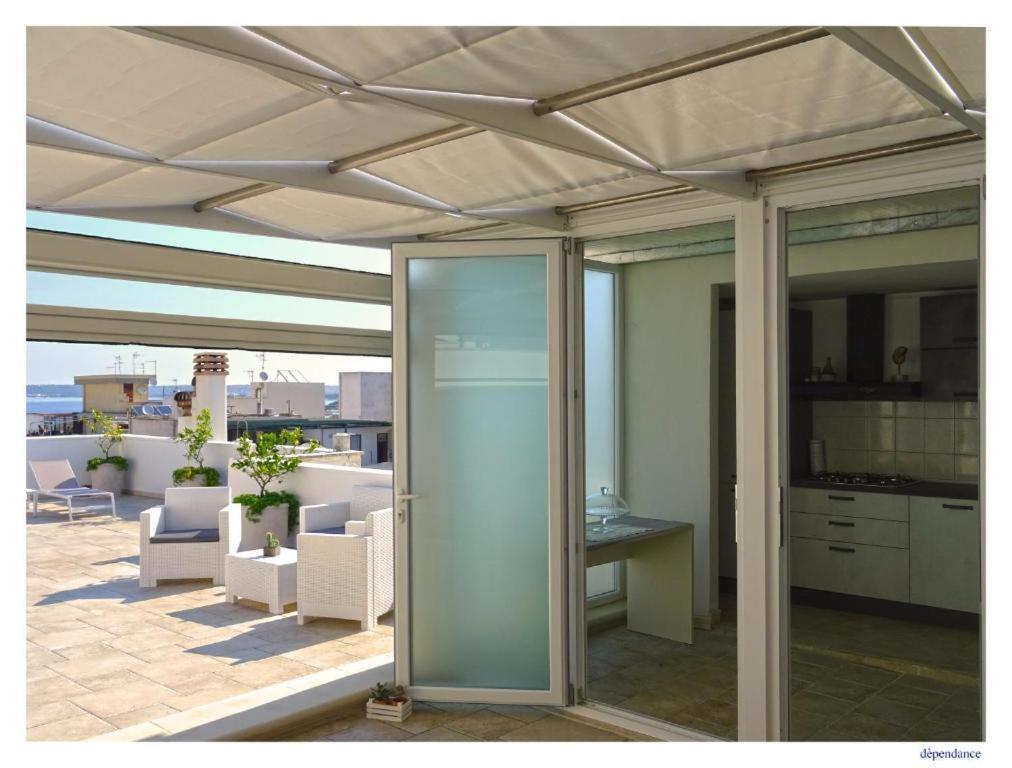 Faro Bianco Gallipoli - Suites & Apartments Extérieur photo